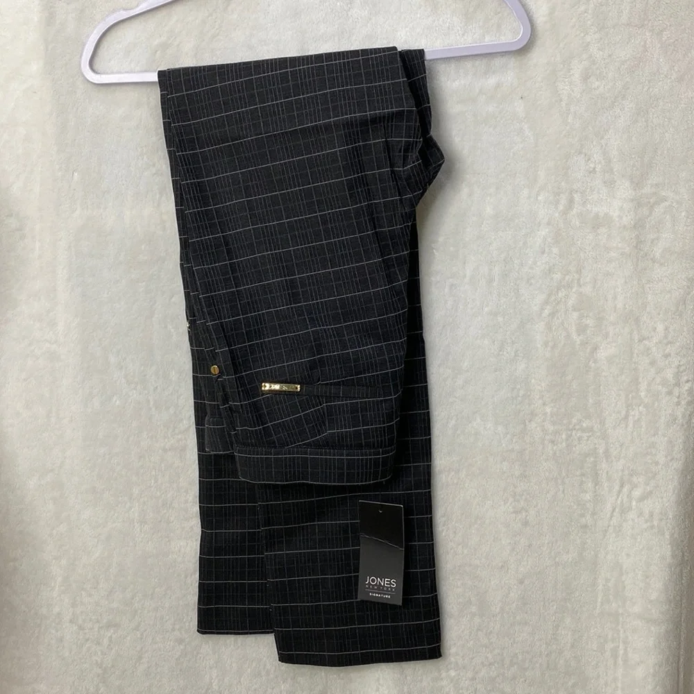 Jones NY stylish plaid Office slacks - Picture 3 of 7